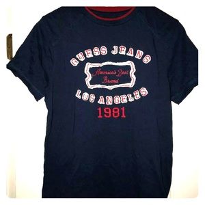 GUESS | BOYS SIZE XL/ MENS SIZE SMALL | LOGO SHIRT